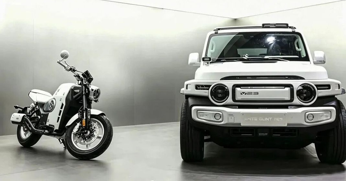Thương hiệu ô tô Chery lấn sân sang xe hai bánh với mẫu xe mô tô điện ROBOB 007, nhưng phải đổ xăng mới chạy được