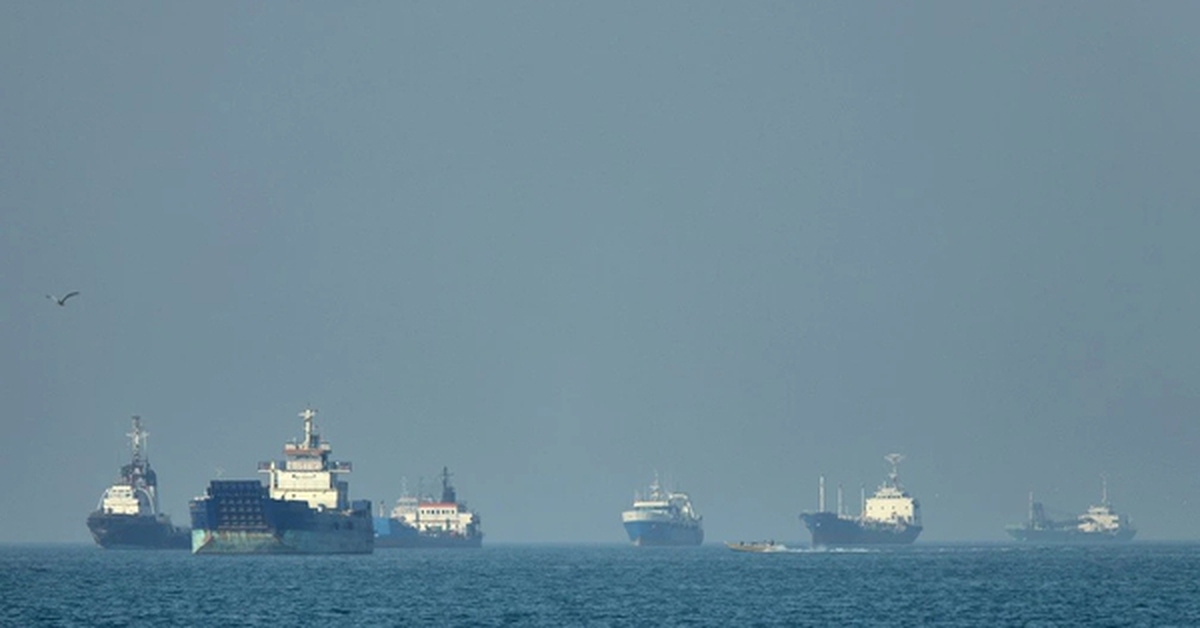 Mỹ "âm thầm" dẫn đường cho tàu hàng qua eo biển Hormuz, khoảng 70 chuyến đã được hỗ trợ