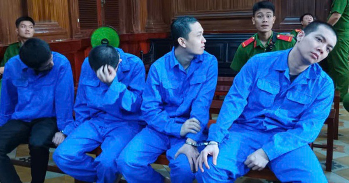 Bảo kê" vỉa hè, 5 thành viên tổ trật tự đô thị hầu tòa