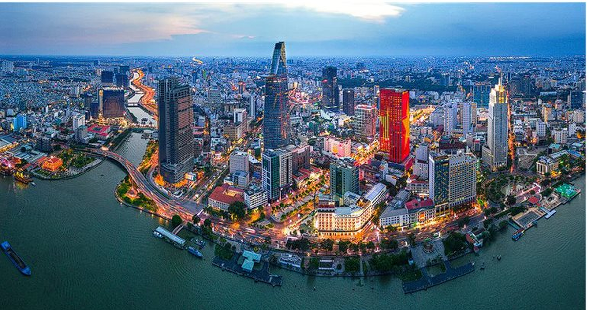 PGS.TS Tạ Hải Tùng: "Tiếp tục đà cải cách, có lẽ 5-10 năm tới Việt Nam sẽ chỉ còn thua kém mỗi Singapore trong ASEAN"