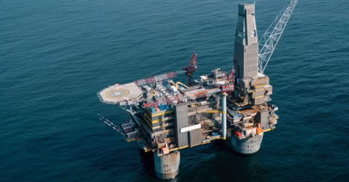 Khoan thăm dò xuống đáy biển, phát hiện cột hydrocarbon dày 160 mét, trữ lượng 100 triệu thùng tài nguyên