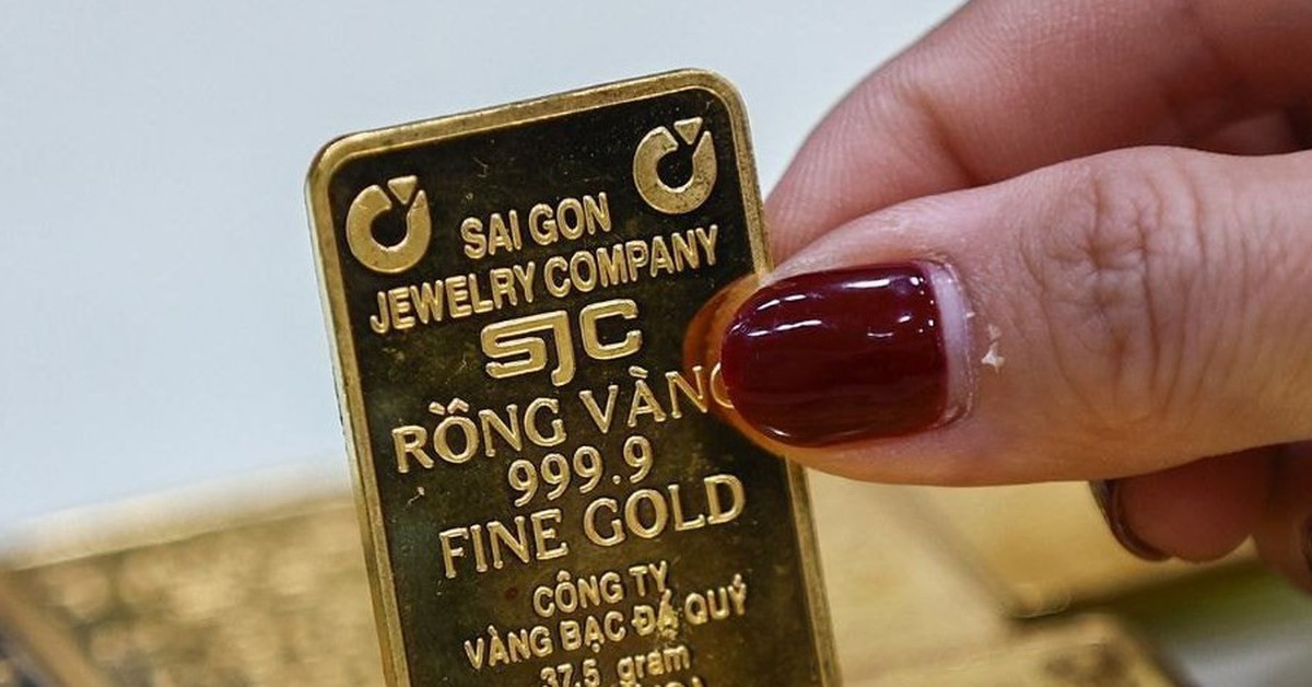 "Rơi mãi không thấy đáy": Giá vàng hôm nay 11/6 giảm sốc