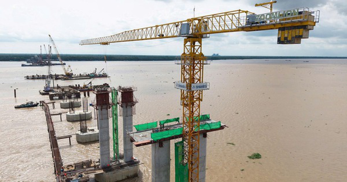 Liên danh Đèo Cả xây cầu có trụ tháp cao bằng tòa nhà 35 tầng, nhịp chính dài thứ 2 Việt Nam nhận nhiệm vụ quan trọng