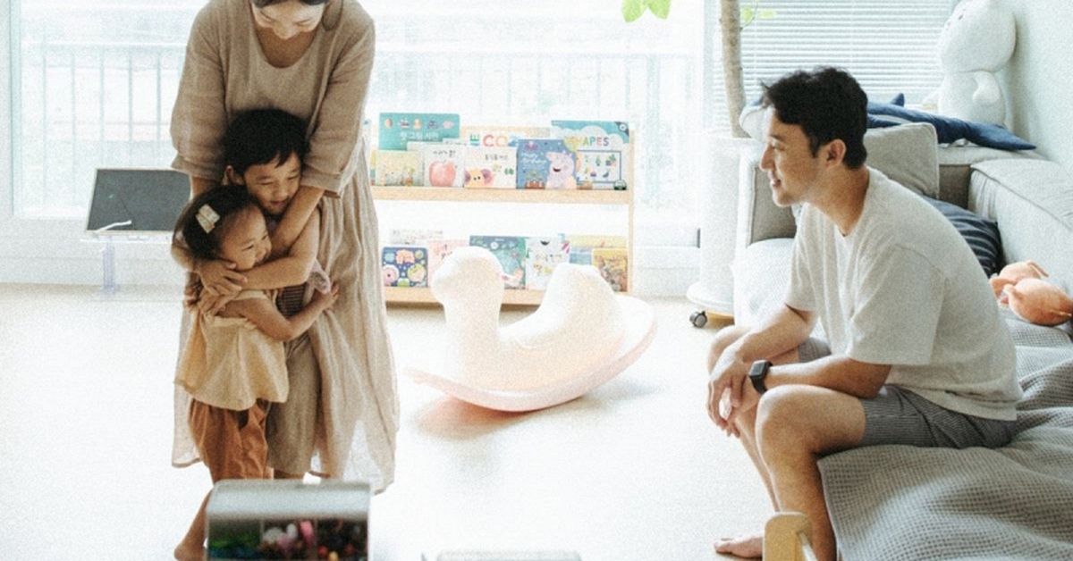 Nghịch lý của cha mẹ hiện đại: Vắng mặt trong đời con nhưng lại liên tục phủ nhận công sức của ông bà
