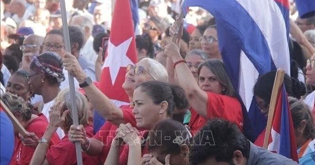 Cuba vừa thông qua một việc quan trọng "chưa từng có trong nhiều năm", nhắc đến Việt Nam như một hình mẫu