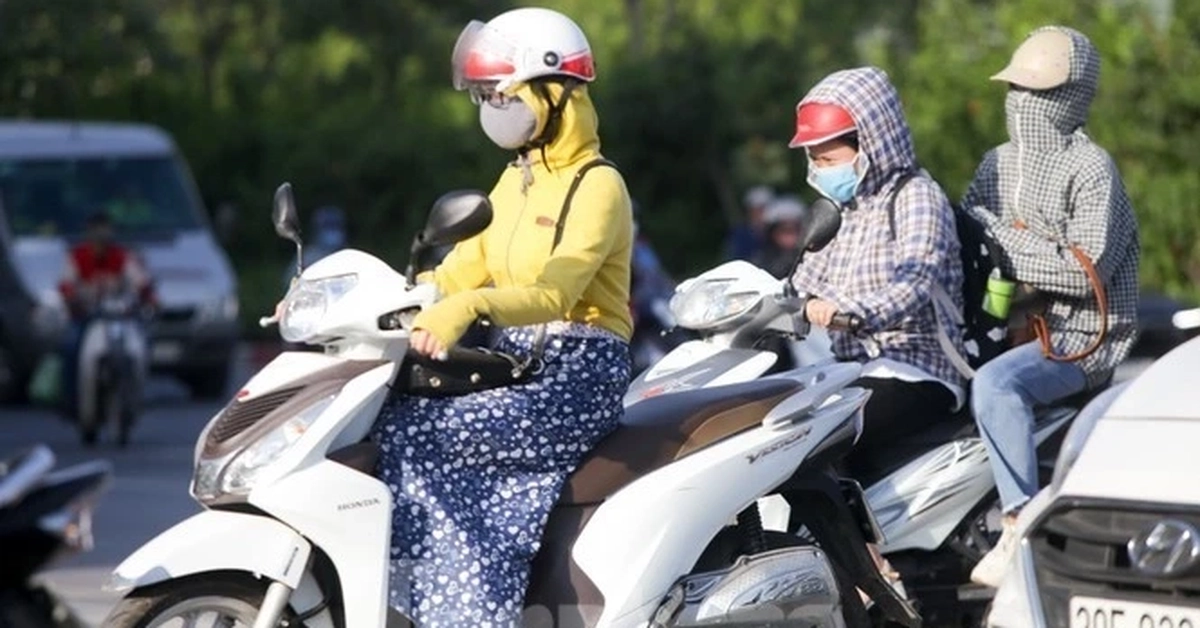 Miền Bắc tăng nhiệt, trời nóng như đổ lửa