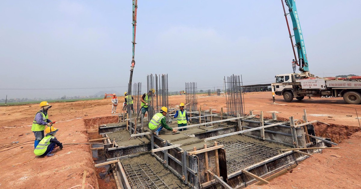 Cắm thành công 4.600 trụ thép nặng 200.000 tấn, biến điều không thể thành có thể, lập cú đúp kỳ tích khiến cả thế giới ngỡ ngàng