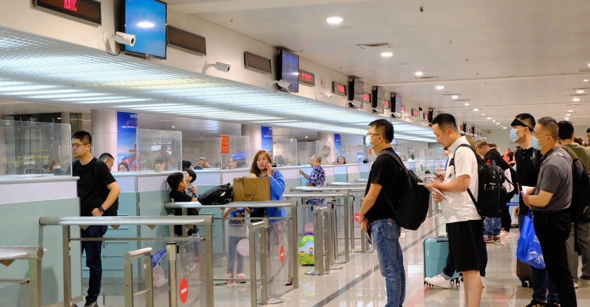 Cơ quan Thuế thông báo: Tạm hoãn xuất cảnh tất cả người có tên trong danh sách sau