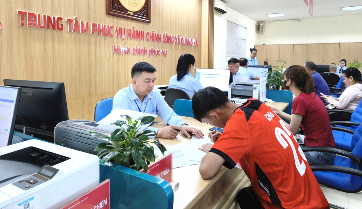 Nghiên cứu bổ sung biên chế gắn với mô hình chính quyền địa phương 2 cấp