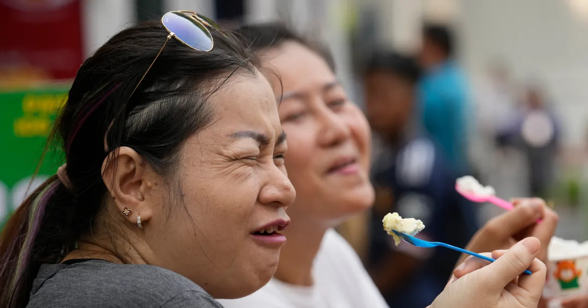 Trong lúc châu Âu “nóng vật vã", người châu Á lại "vui ngỡ ngàng" vì điều chỉ có trong mơ này thế mà lại xảy ra