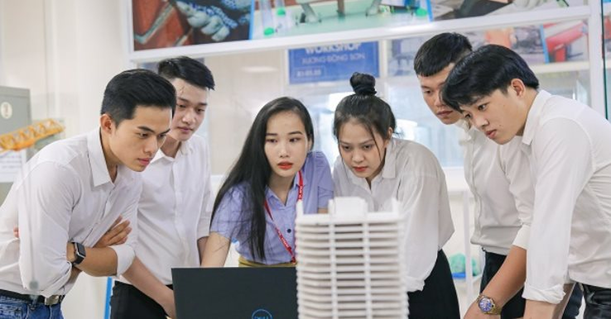 Ngành học cực khát nhân lực, cần 500.000 người/năm, thu nhập từ 30-45 triệu đồng/tháng: Hàng loạt "siêu dự án" hứa hẹn cơ hội việc làm khủng