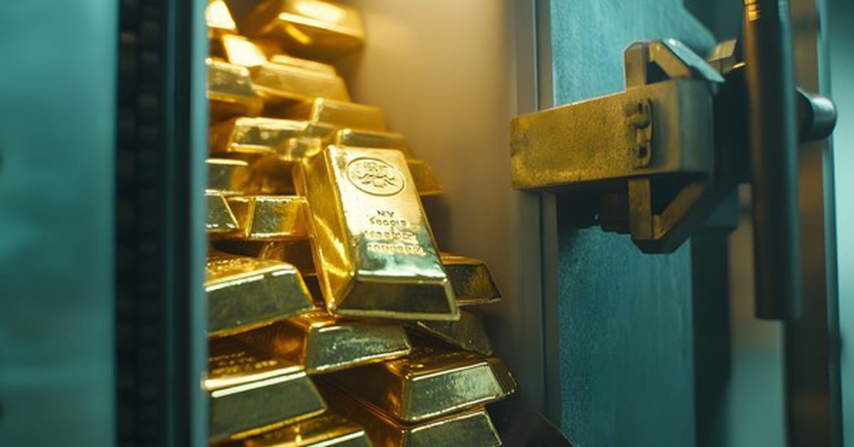 Đột kích căn nhà của 1 cựu sĩ quan tình báo, cơ quan chức năng quốc gia này phát hiện 303 thỏi vàng trị giá 40 triệu USD, nhưng bí mật đằng sau mới đáng chú ý