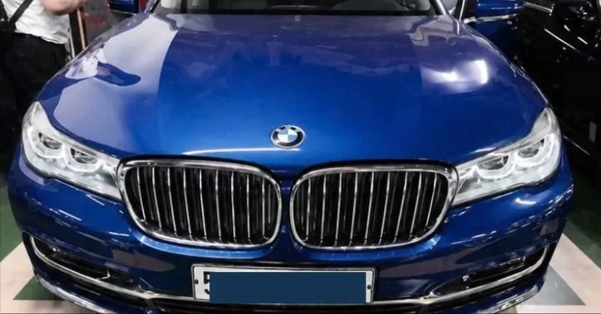 Hai chiếc xe sang của bà Trương Mỹ Lan sẽ được bàn giao cho chủ mới