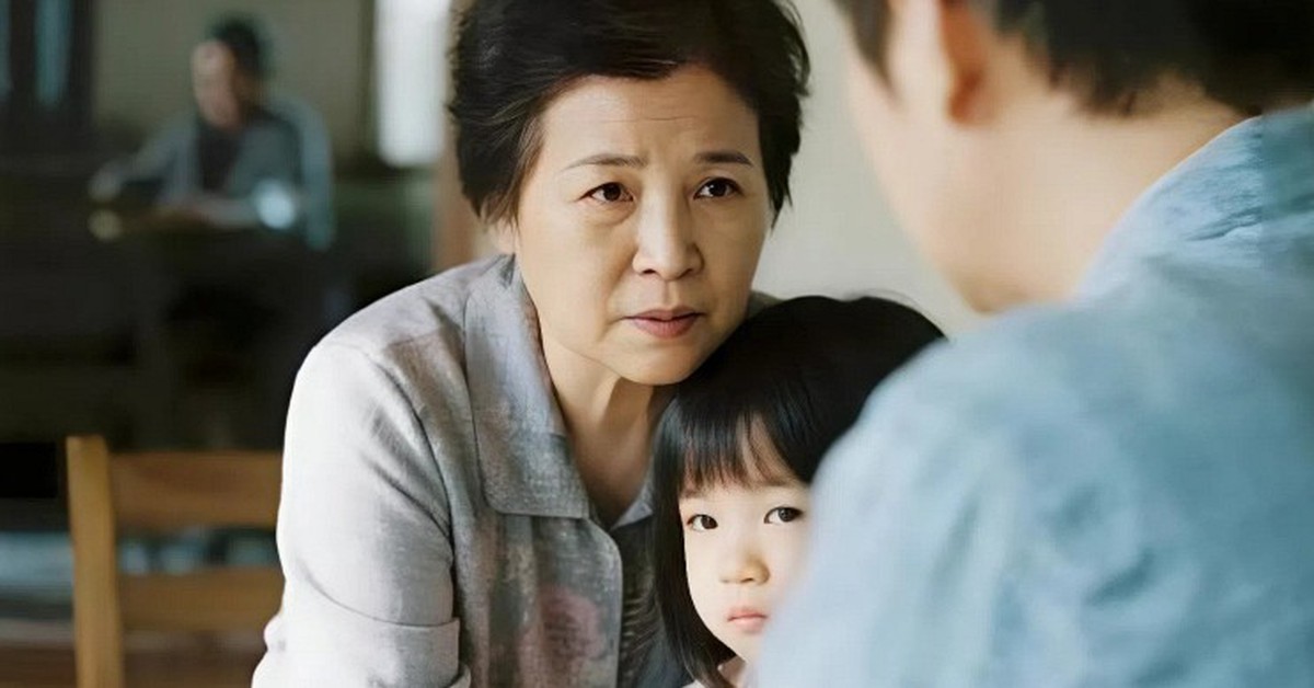 Cách nhanh nhất để làm hỏng một đứa trẻ là ông bà liên tục can thiệp vào 3 việc này!