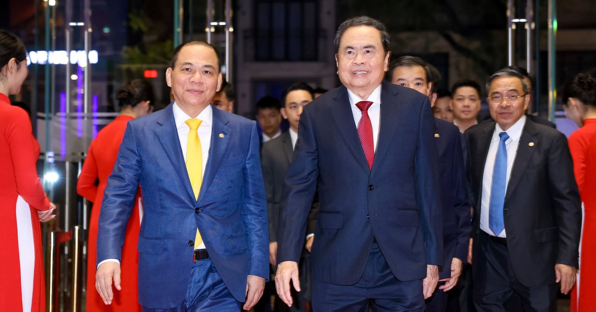 Giải thưởng của tỷ phú Phạm Nhật Vượng kết nối những bộ óc kiệt xuất toàn cầu giải nhiều bài toán cho VN