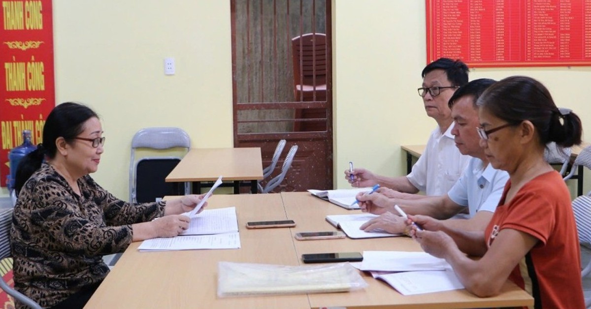 Bộ Nội vụ hướng dẫn giải quyết chính sách với trưởng thôn nghỉ việc do sáp nhập