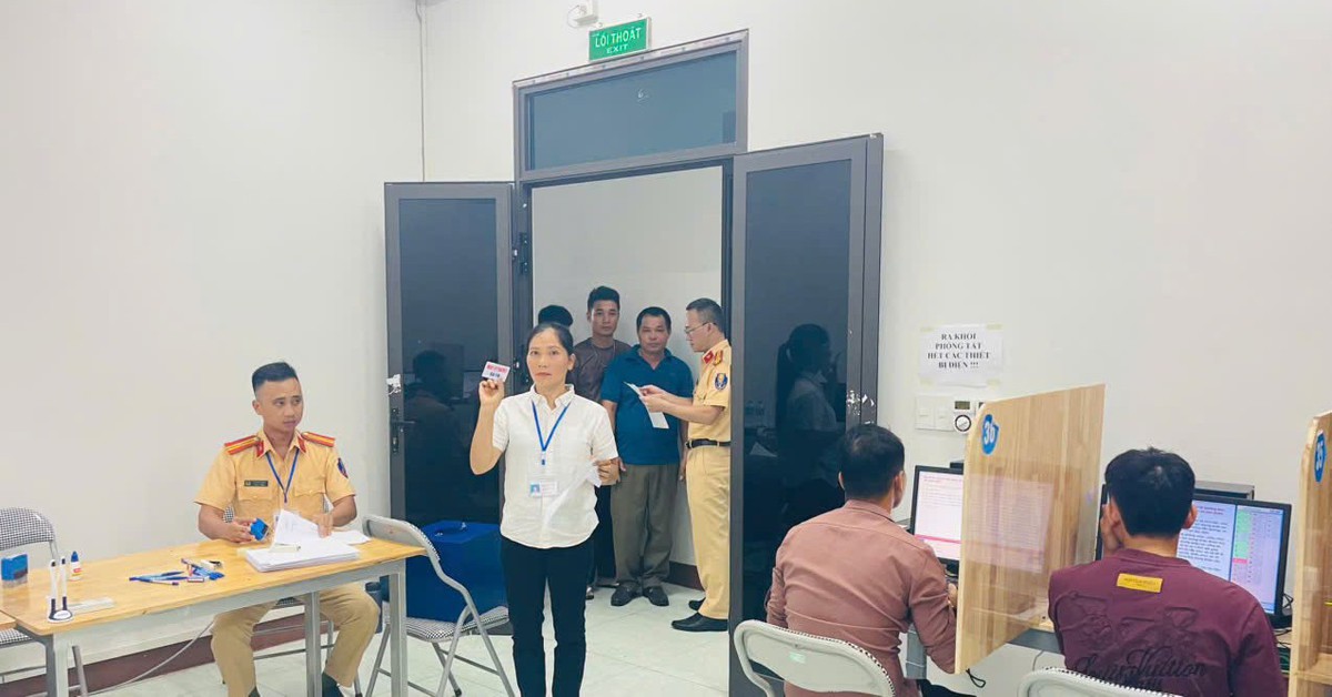 Tất cả người dân có bằng lái xe chú ý quy định thời gian cấp đổi mới nhất từ Bộ Công an