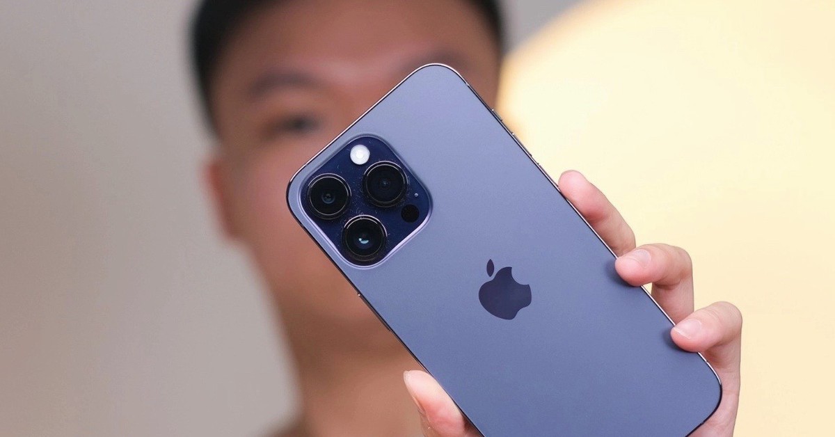 Chiếc iPhone Pro Max đang giảm giá chạm đáy ngay lúc này