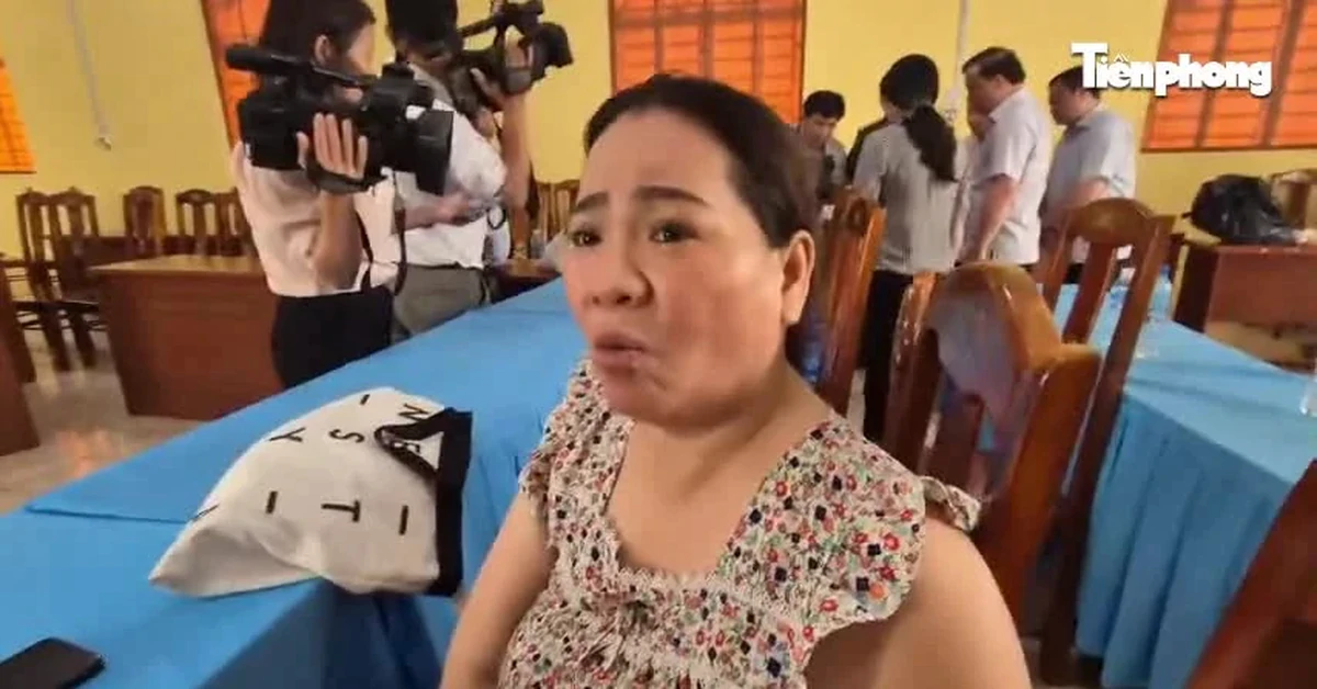 Nạn nhân vụ cháy xe khách khiến 7 người chết: Chỉ kịp ôm con lao ra khỏi xe