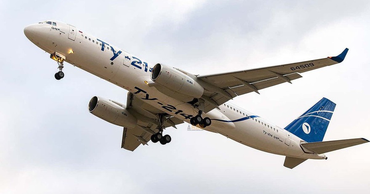 Máy bay Tu-214 của Nga "như một chiếc va li không có tay cầm"