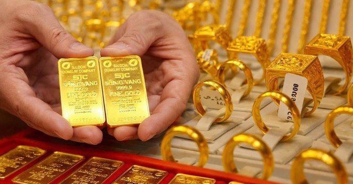 Sau khi sập 7 triệu đồng/lượng, giá vàng hôm nay diễn biến bất ngờ