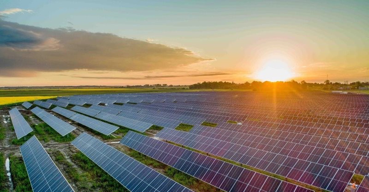 Tập đoàn 110 năm tuổi của Foxconn thâu tóm hoàn toàn DN điện mặt trời tại Việt Nam, lấn sân sang pin lưu trữ