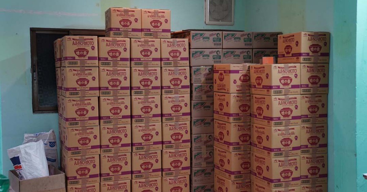 Đột kích 8 nhà kho, công an triệt phá đường dây sản xuất bột ngọt và cà phê giả quy mô lớn, tịch thu hơn 400.000 sản phẩm