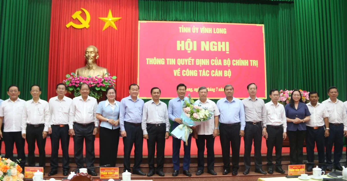Vĩnh Long công bố quyết định của Bộ Chính trị, Ban Bí thư về công tác cán bộ