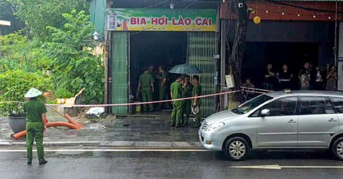 Cháy nhà ở Lào Cai, 4 người trong gia đình bị thương