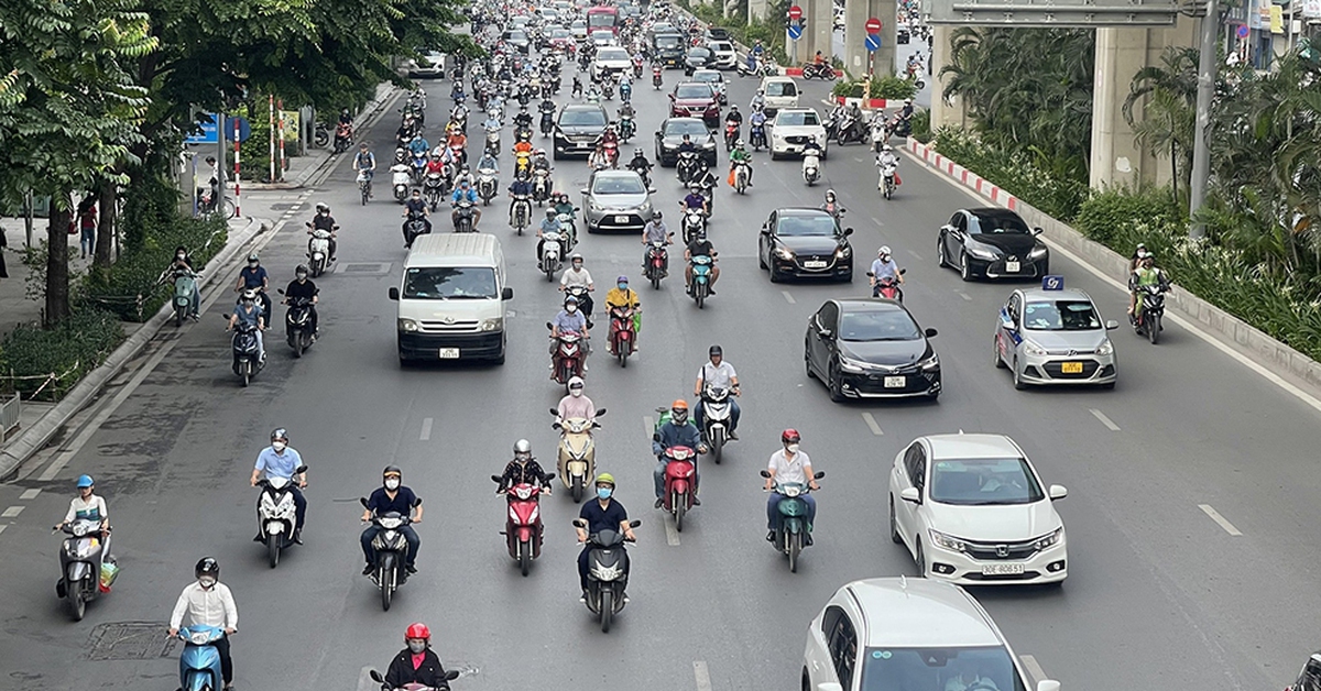 Bất ngờ về tình hình không khí Hà Nội, TP.HCM sau 1 tháng dùng xăng E10