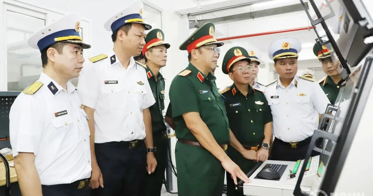 Hải quân Việt Nam cần phát triển nhiều loại vũ khí công nghệ cao