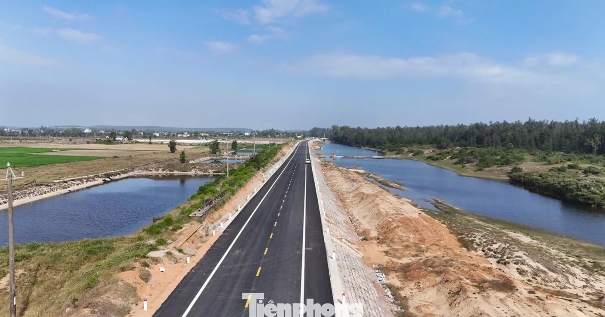 Đầu tư 6.000 tỷ "lên đời" đường ven biển Dung Quất - Sa Huỳnh