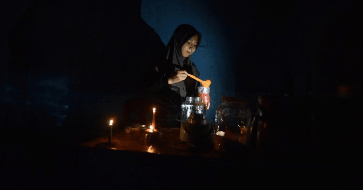 ‘Ngồi’ trên gần 32 tỷ tấn ‘vàng đen’ nhưng vẫn thiếu điện, phải cắt điện luân phiên: Nghịch lý khó tin tại nước láng giềng Việt Nam