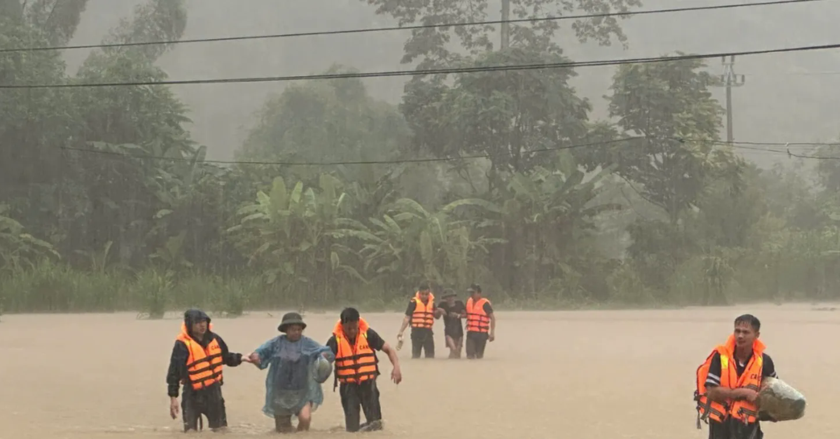 Cuối mùa bão 2026 có thể xuất hiện bão mạnh kèm mưa lớn cực đoan và nước biển dâng