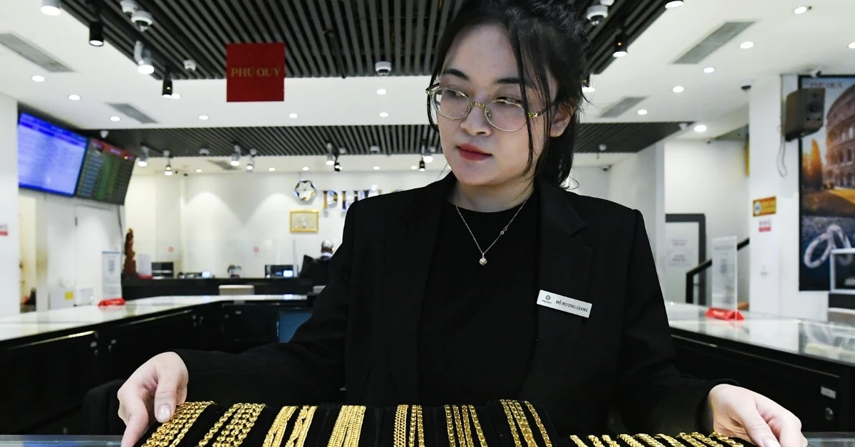 Giá vàng hôm nay (8/7): Mất mốc 150 triệu đồng/lượng