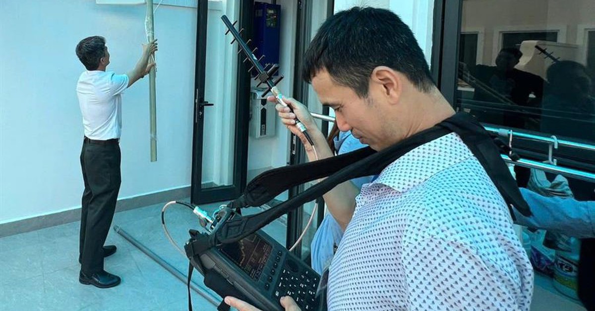 Phát hiện tín hiệu lạ tại khu vực biên giới, cơ quan chức năng tìm ra nguyên nhân đến từ món đồ xách tay