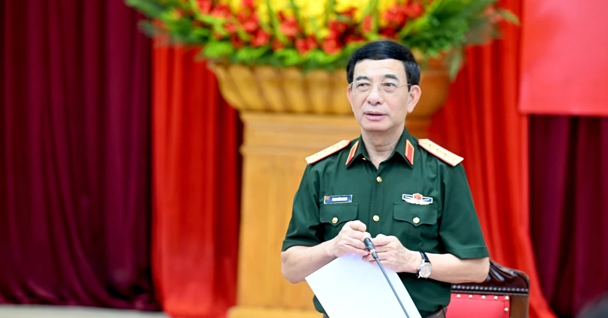 Đại tướng Phan Văn Giang làm việc với Ban Thường vụ Tỉnh ủy Nghệ An