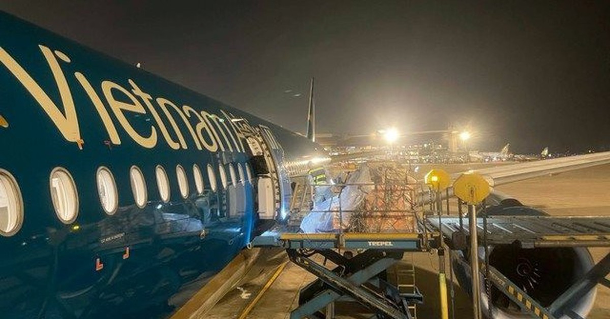 Vietnam Airlines vừa có chuyến bay lạ, chỉ thua không quân Đức một điều