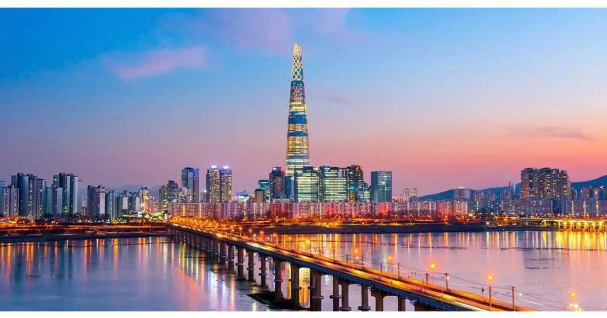 20 năm đầu chỉ dựa vào công nghệ ngoại, 10 năm tiếp tự chủ công nghệ, 10 năm sau dẫn đầu thế giới: Việt Nam học được gì từ kỳ tích của Samsung?