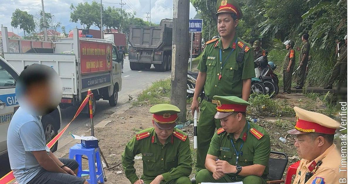 Công an kiểm tra 162 shipper, nhân viên, người chơi game...