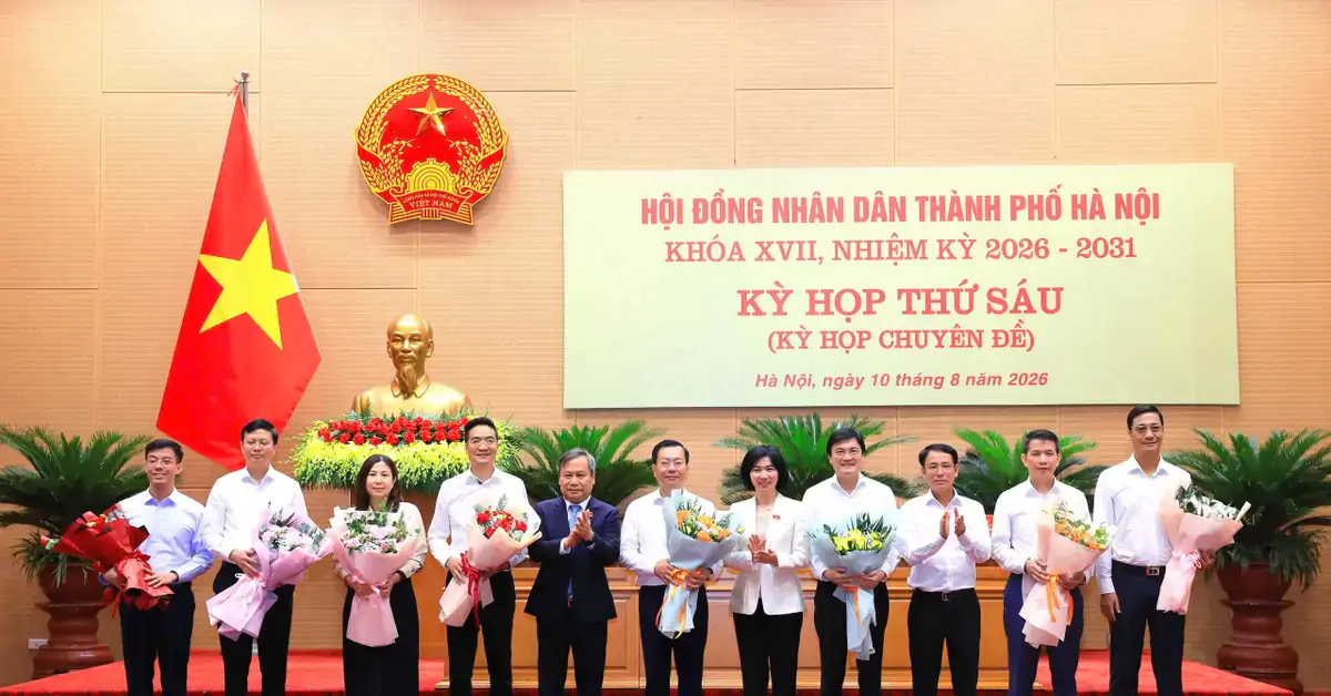 Hà Nội miễn nhiệm ủy viên UBND thành phố với 11 lãnh đạo sở, ngành