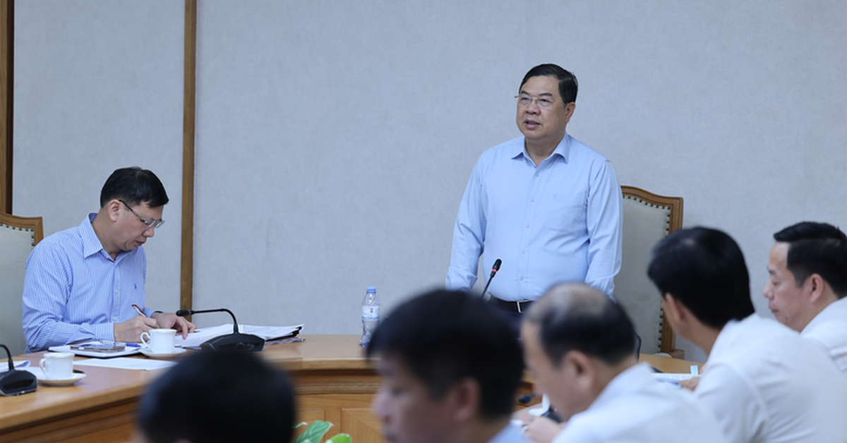 Chỉ đạo mới nhất của Phó Thủ tướng với dự án cao tốc lớn nhất Tây Bắc, dự kiến tổng vốn hơn 65.500 tỷ đồng, có 118 cầu, 7 hầm xuyên núi