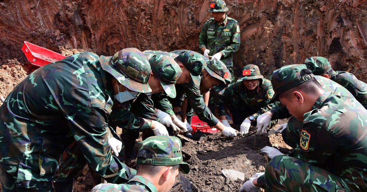 Thêm 25 hài cốt liệt sĩ và nhiều di vật được tìm thấy tại Công viên Lê Thị Riêng