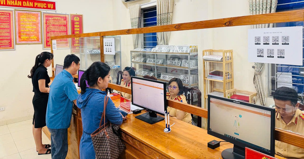 Thông tin quan trọng trên VNeID liên quan đến đăng ký xe, người dân cần nắm rõ
