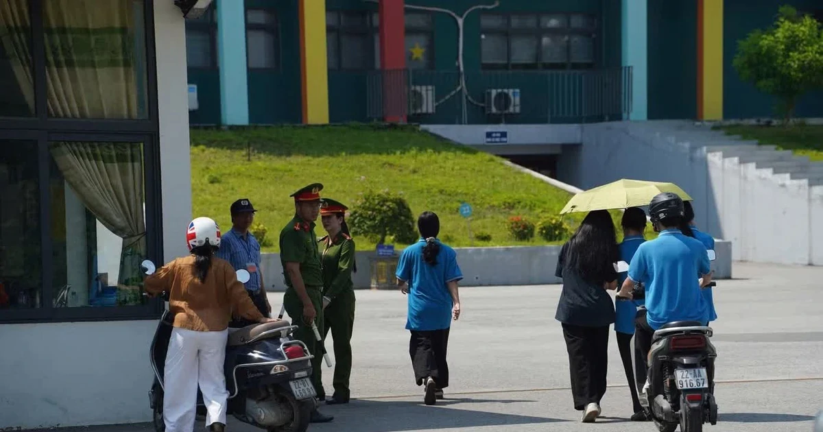 "Sự cần thiết của tính trung thực khi chia sẻ thông tin" vào đề thi Ngữ văn ở Tuyên Quang