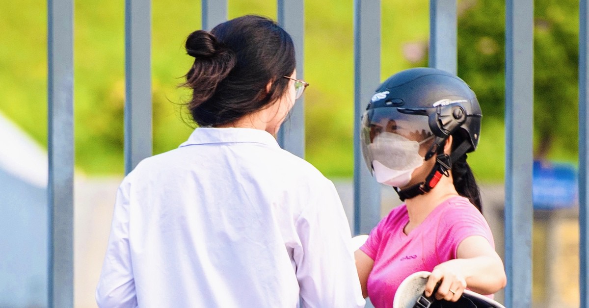 Đề Văn thi lại ở chuyên Tuyên Quang: Vừa sức, có độ phân hoá và "đất" sáng tạo