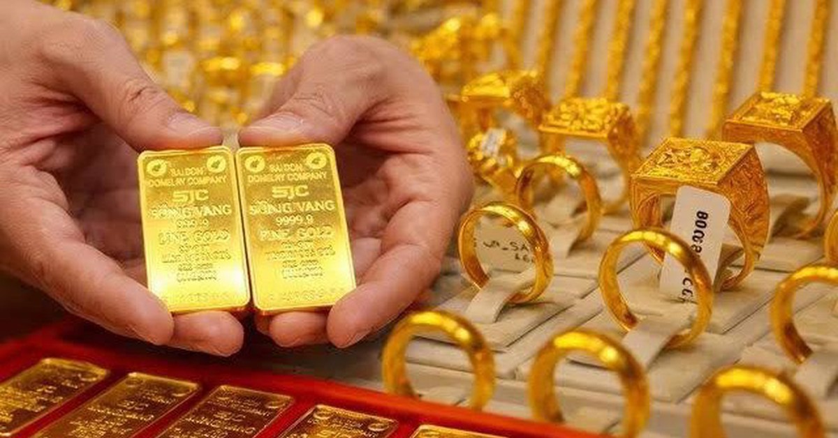 Người mua vàng đầu năm, vía Thần tài,.... hiện ...
