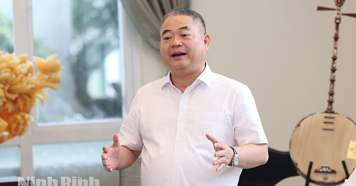 Đại gia có mối quan hệ gần gũi với Xuân Son đón tin vui tại tỉnh duy nhất của Việt Nam có 3 mặt giáp biển