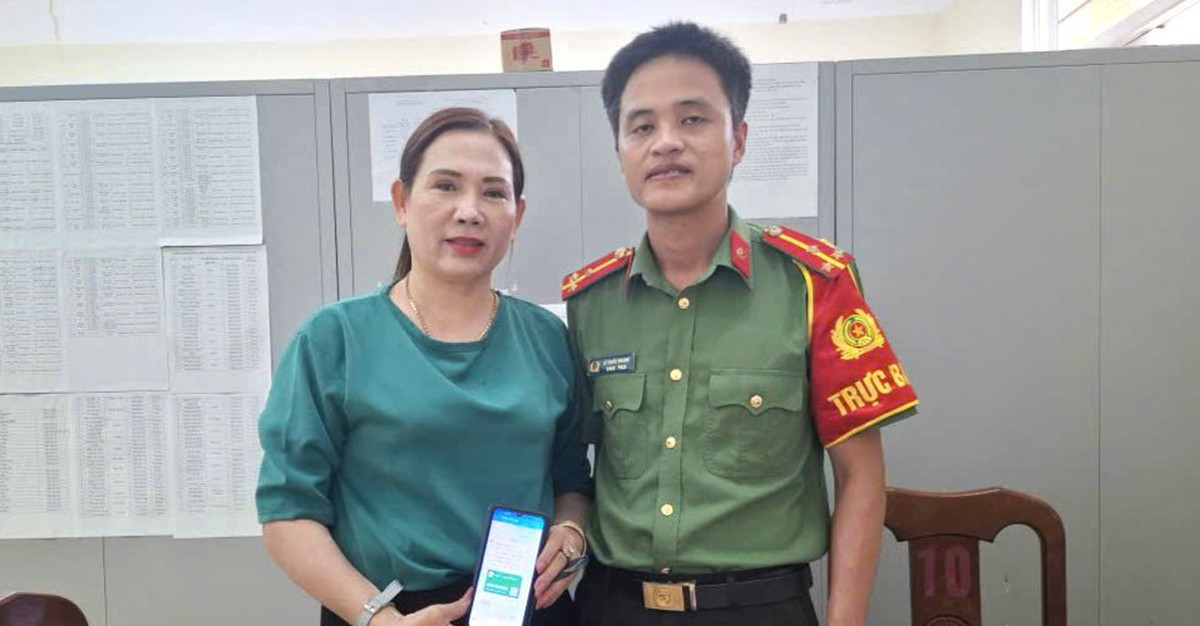 Nhận được 400 triệu với nội dung "TRAN NGOC TAN", chủ tài khoản lập tức báo công an