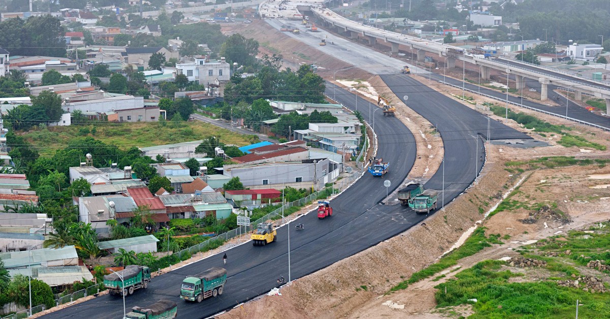 Tăng tốc thi công siêu nút giao 2 cao tốc kết nối với sân bay Long Thành